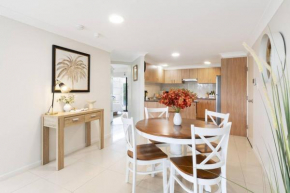 Spacious 2 Bed/2 Bath Garden Apartment Aircon
